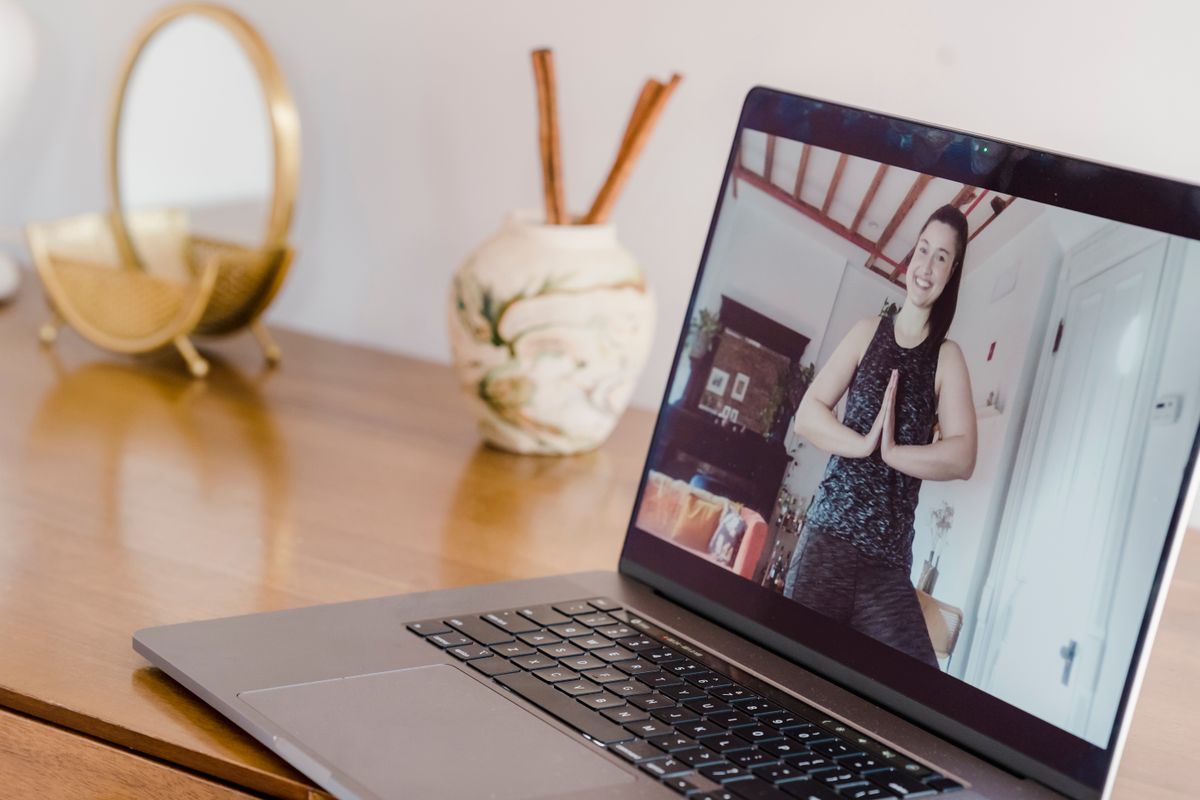 Cours de yoga en ligne : lesquels choisir ?