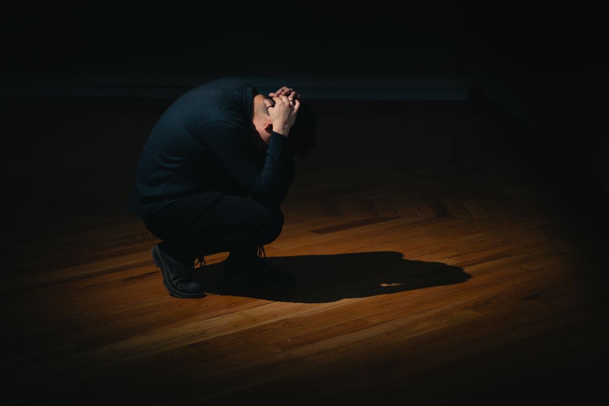 Ruminations mentales : comment arrêter de tourner en boucle